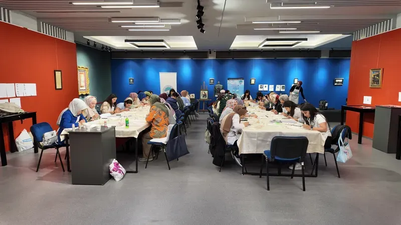 Büyükşehir KAYMEK’ten Kumaş Boyama Workshopu