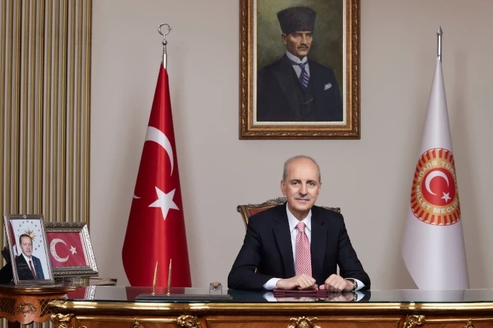 Kurtulmuş, Papa