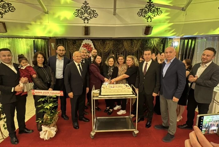 BAŞKAN TAVLI HEMŞİRELERLE BULUŞTU