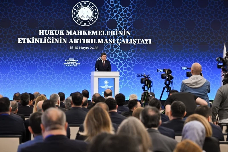 ADALET BAKANI TUNÇ, HUKUK MAHKEMELERİNİN ETKİNLİĞİNİN ARTIRILMASI ÇALIŞTAYI’NA KATILDI