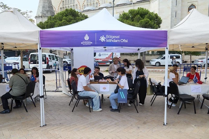 MALTEPE’DE İŞ ARAYANLAR İŞVERENLERLE BULUŞTU
