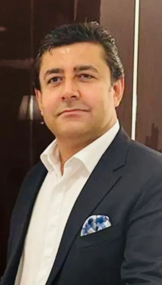 ÇETİN AY KİM?